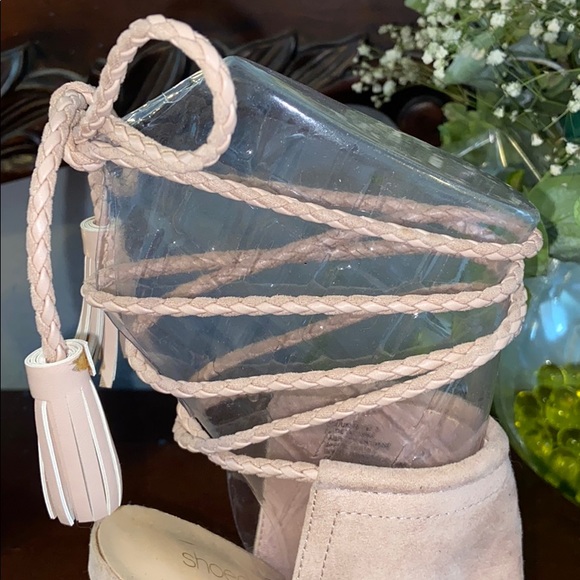 ❤️GIFTED❤️Shoe Dazzle suede peep-toe booties - Picture 9 of 11